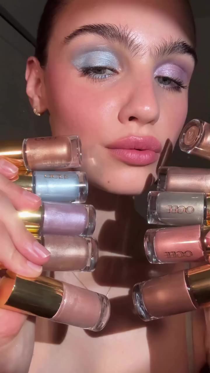 Your days are busy – we get it. That’s why Lid Sculpt’s™ long-lasting…