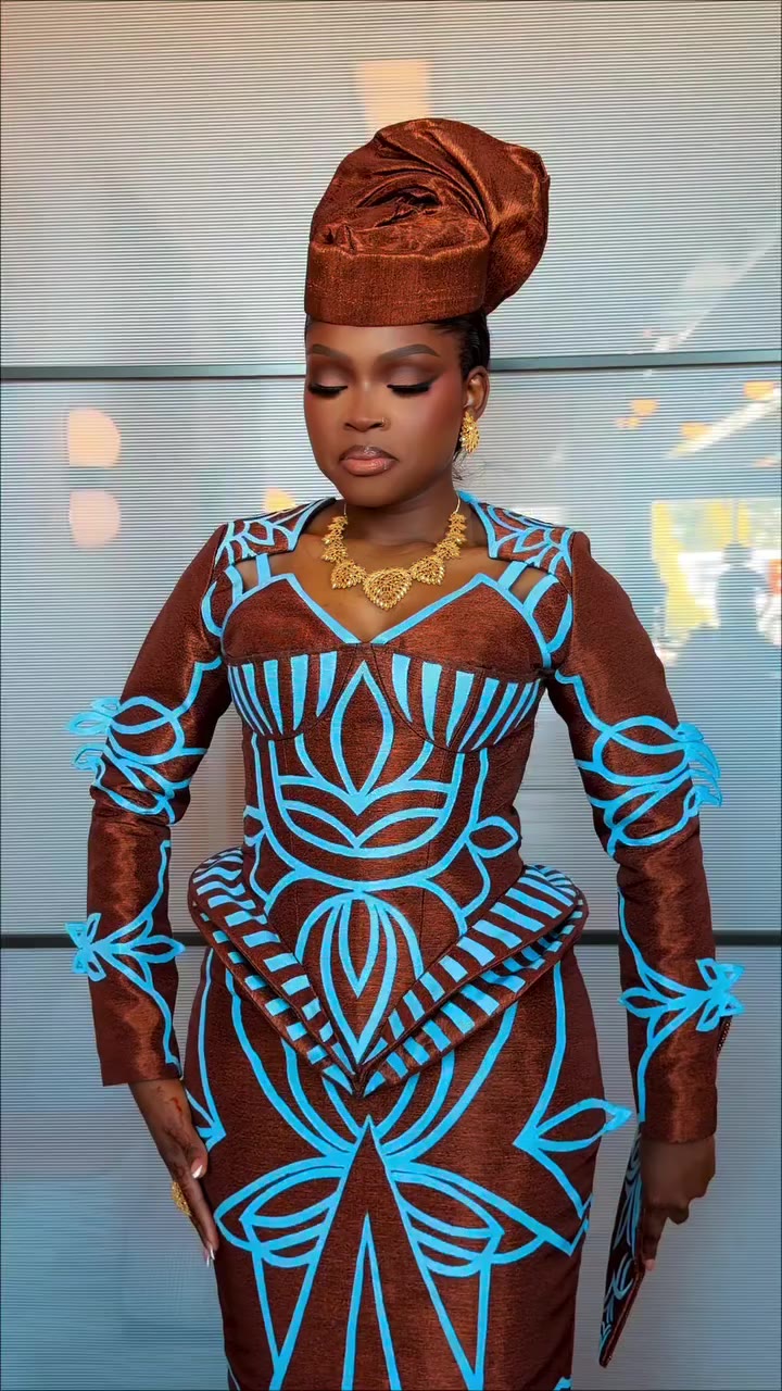Fanta in her Traditional Mali outfit 🇲🇱 🤎 Drawing inspiration from the…
