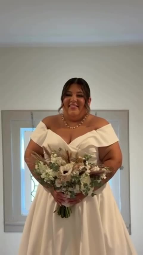 The bride. The dress. The ✨moment✨ @allurebridals #njbride #curvybride…