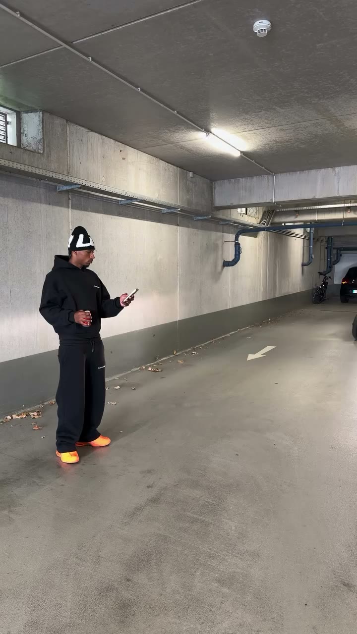 COZY TRACKSUIT RESTOCK SOON