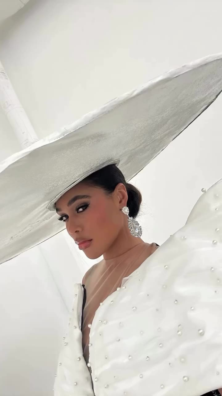 Let’s talk about this one. Reminiscent of an era when the dress and yes, the…