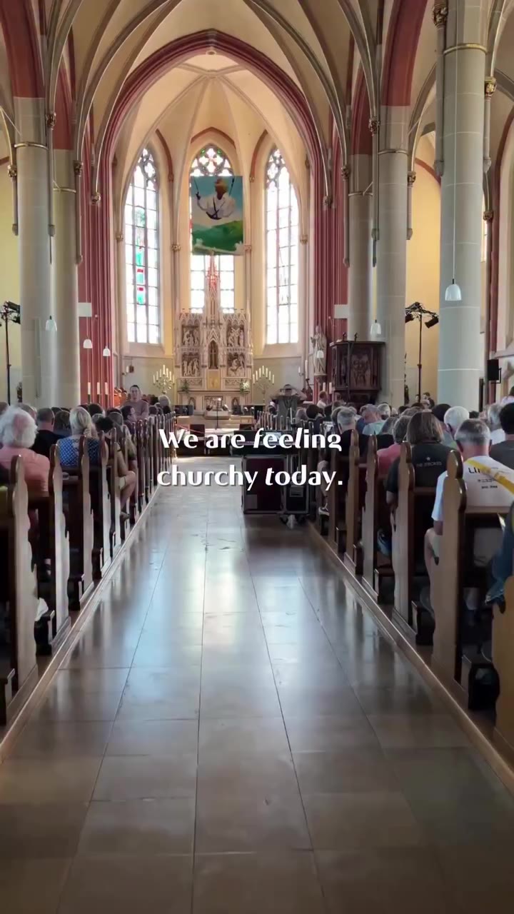 Wildling in der Kirche? Wenn ein gigantisches Chor-Kollektiv wie Cantus Domus…