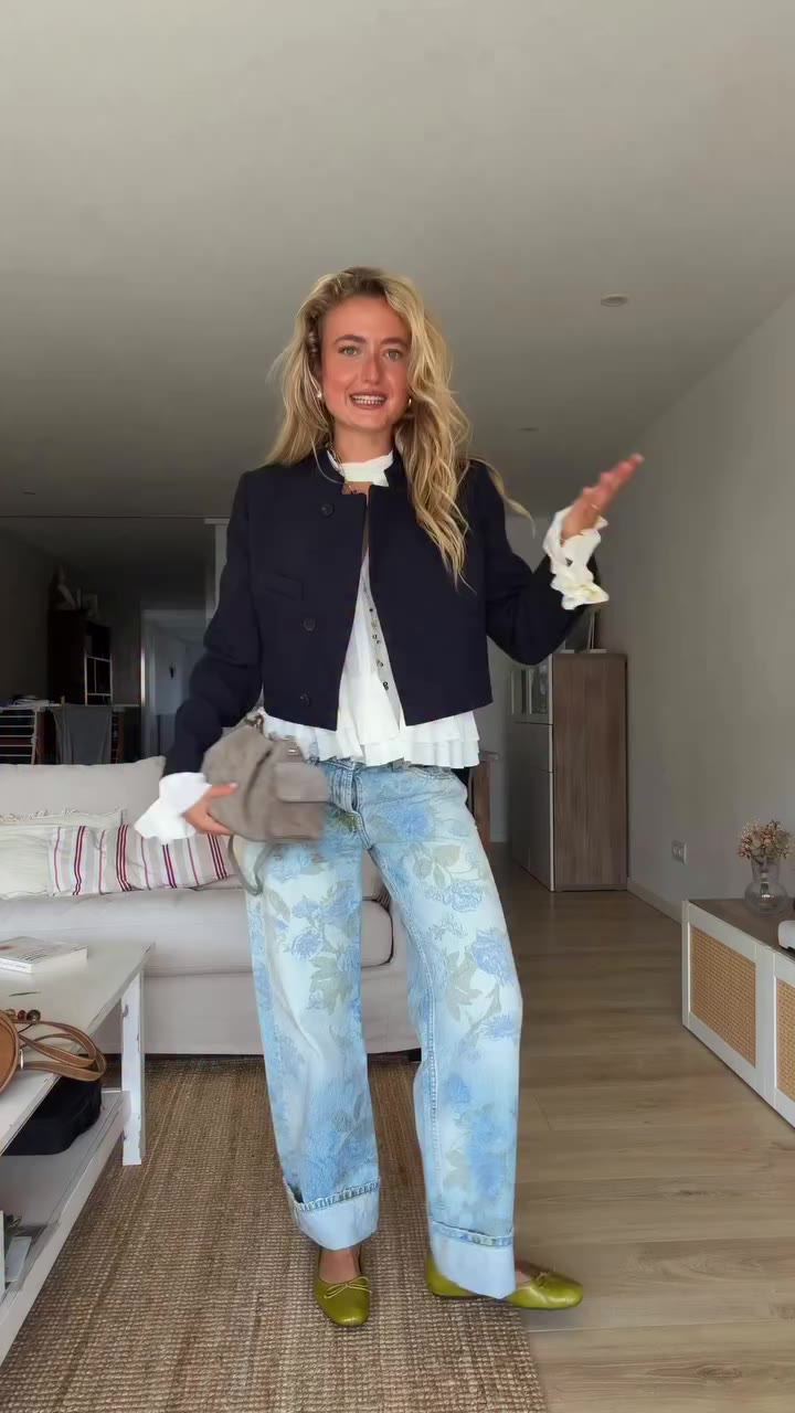 estampado floral por todas partes así que hoy toca en los vaqueros🫰🏼 me…