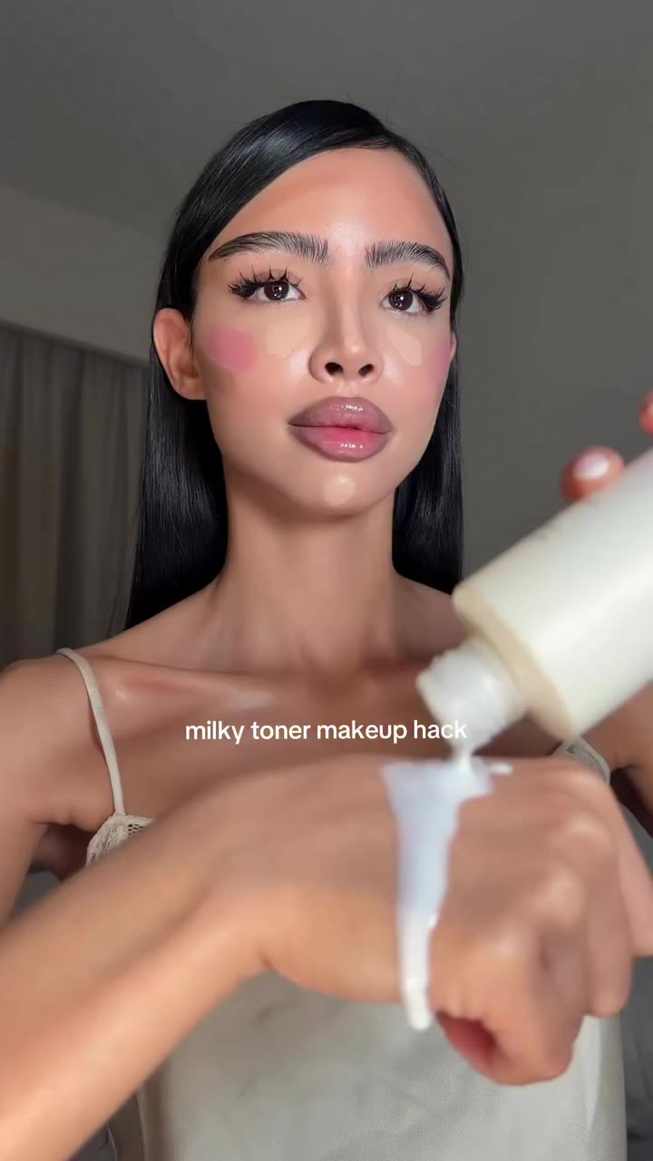 Blending out my makeup with skincare🧴 @haruharuwonder_official #skincare…
