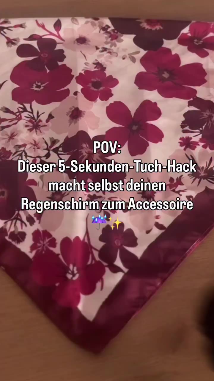 Wer sagt eigentlich, dass ein Tuch nur ans Outfit gehört? ☔️🧣✨ Dieser…