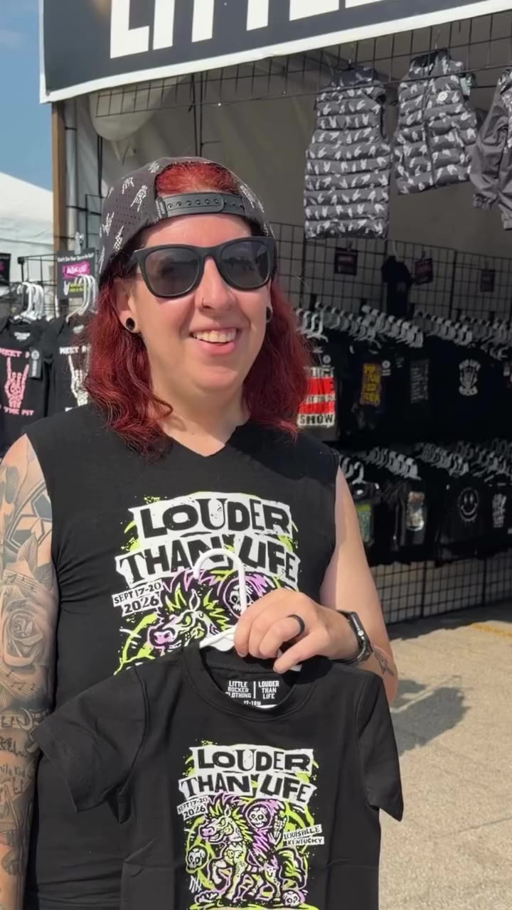 Hey heyyy!! This week at @louderthanlifefest has been so amazing!! Today is…