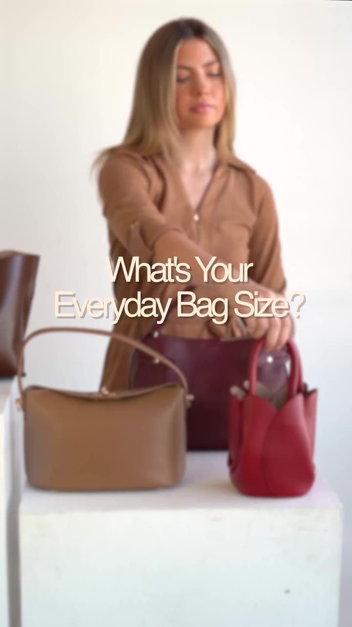 Which bag are you taking? Just the essentials or your entire life? 👜…