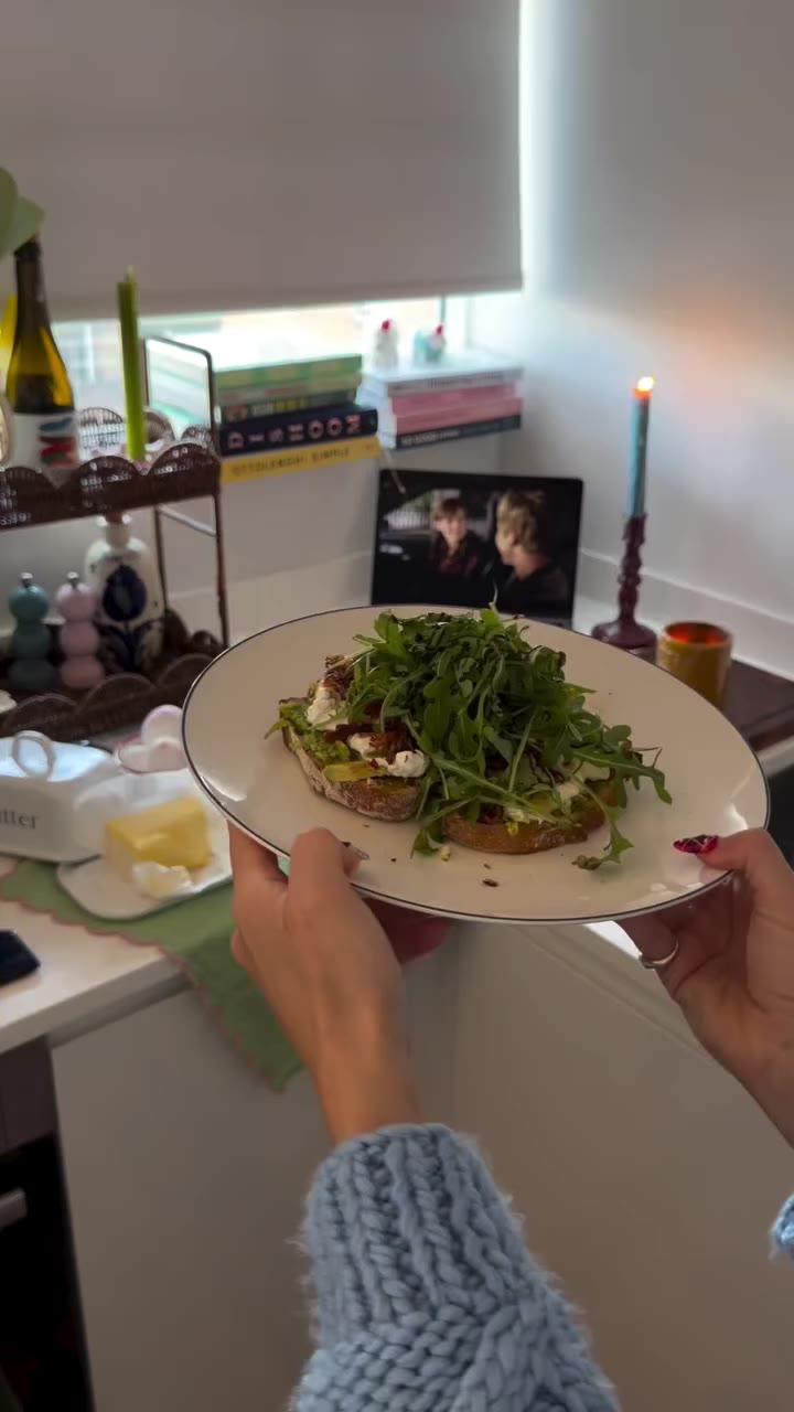 Welcome back to Kerry’s Kitchen 👩🏽‍🍳 This week we’re romanticising mornings…