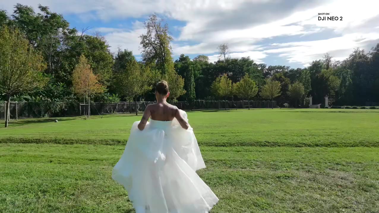Quand tu ajoutes un mini vidéaste pendant ton mariage ! Le nouveau DJI Neo 2…