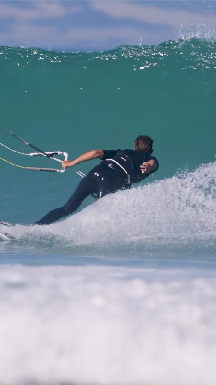 Just another day at the office. @willow.surfs on the 720 III in SA. 🎥…