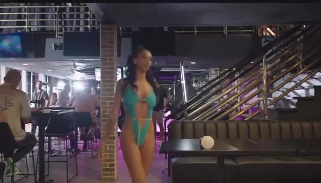 Old video, timeless energy. 💙 The face, the body, the confidence… some things…