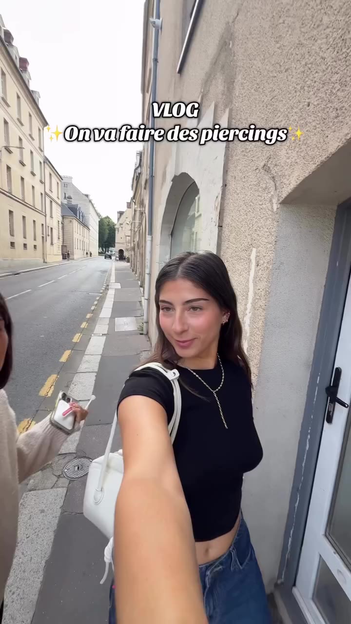 @accroche_piercing 🫶🏼 @nebuleuse pour les bijoux ✨🤭