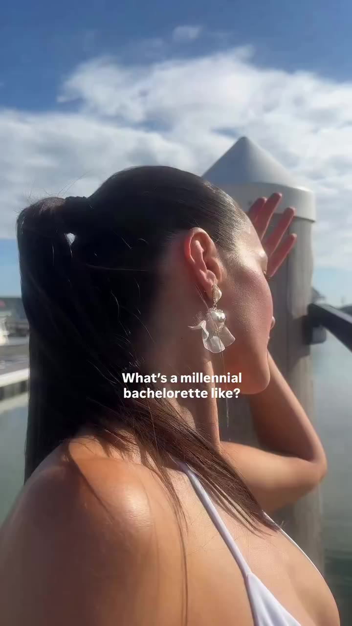 What’s a millennial bachelorette like? . #contentcreator #bachelorette…