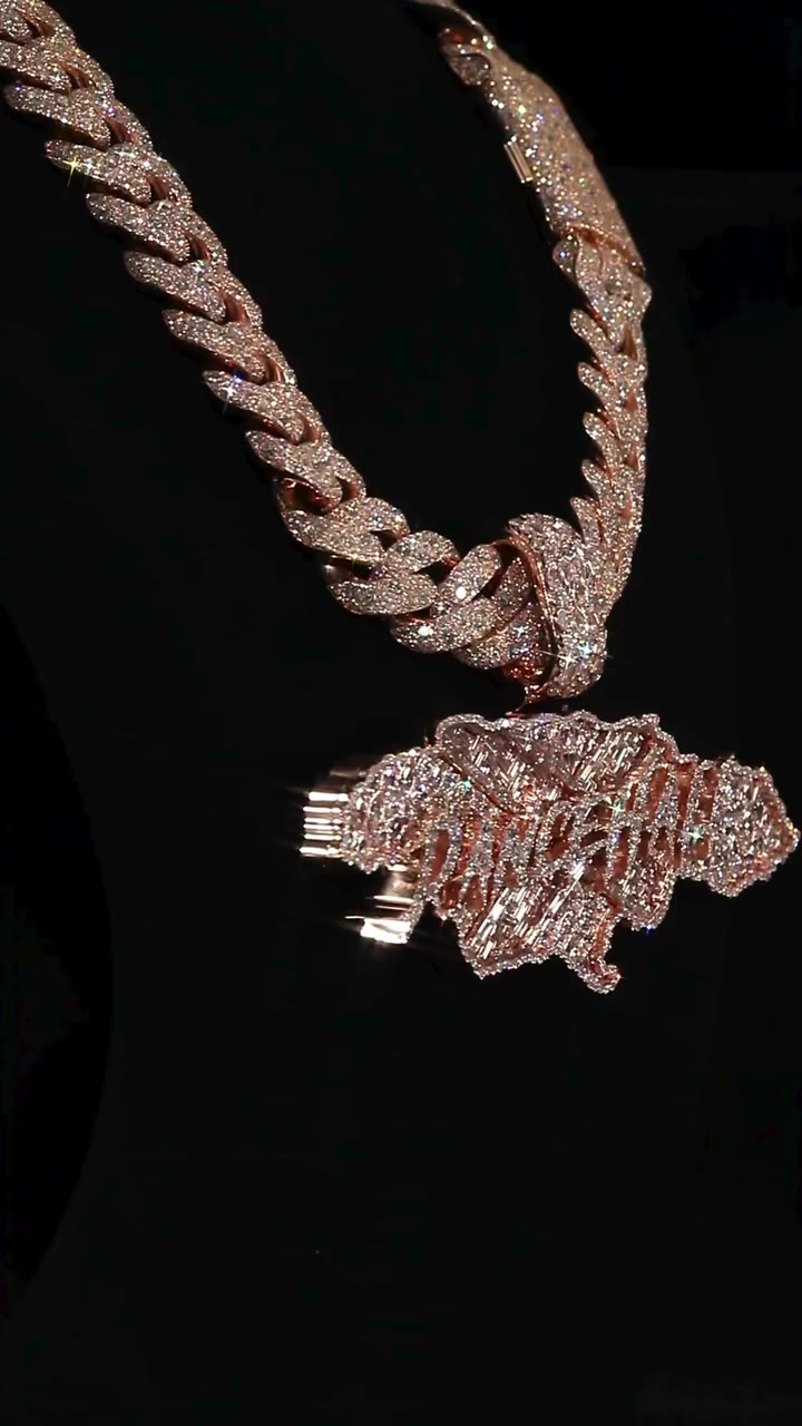 NEW DANCE HALL PENDANT @valiant_music MOSIAC SETTING ROSE GOLD CUBAN TO GO…