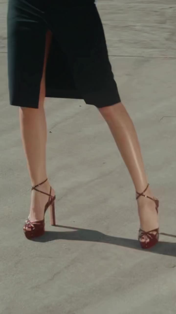High-impact by design. The Moves Plateau Sandals channel ’70s spirit through…
