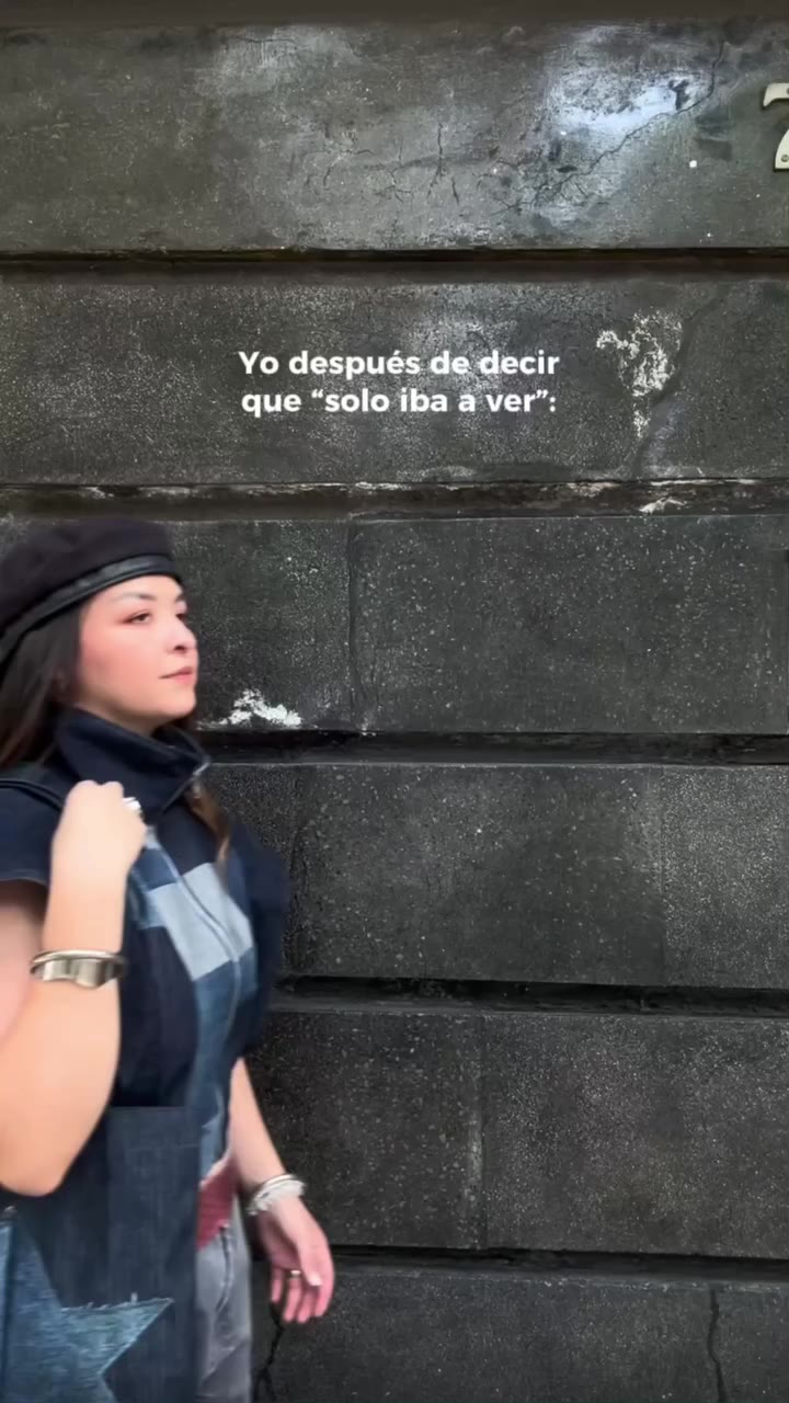Ven a ver a la Tiendita, seguro que tu también sales con mas de una cosa. ❤️✨️…