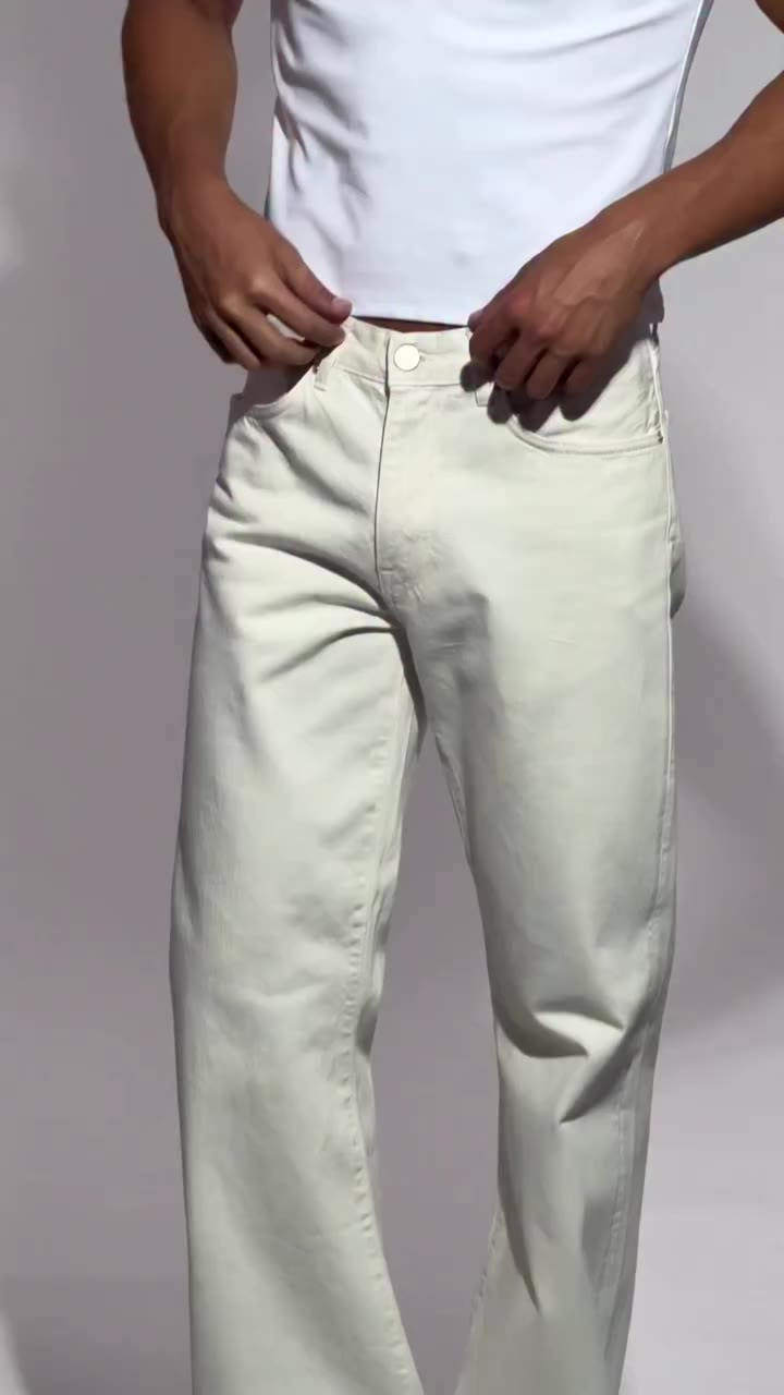 The elevated essentials: Nash top in white.