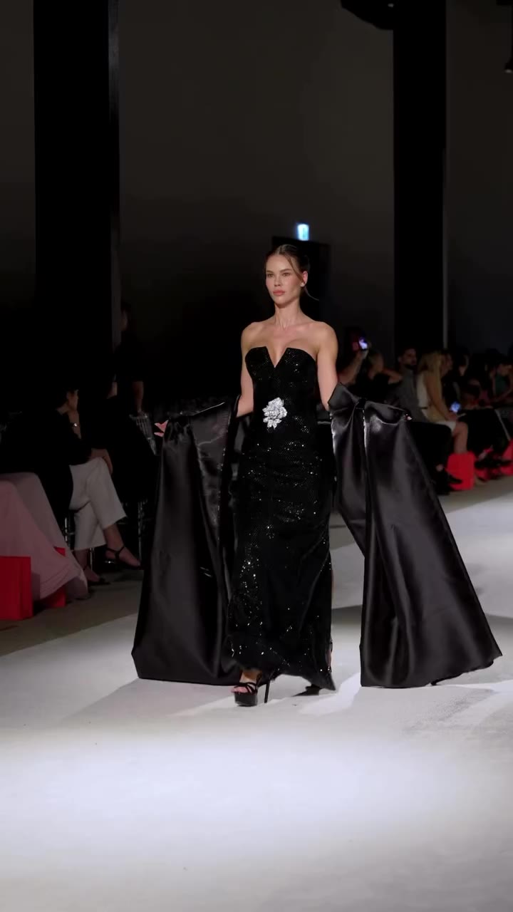 The finale. 🖤✨ A statement in black, created to embody power, elegance, and…