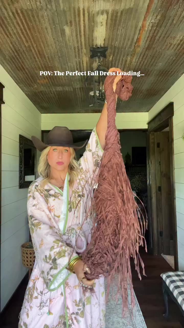 THIS DRESS🧸🤎✨ comment FALL and I’ll send you the 🔗 #fringedress…