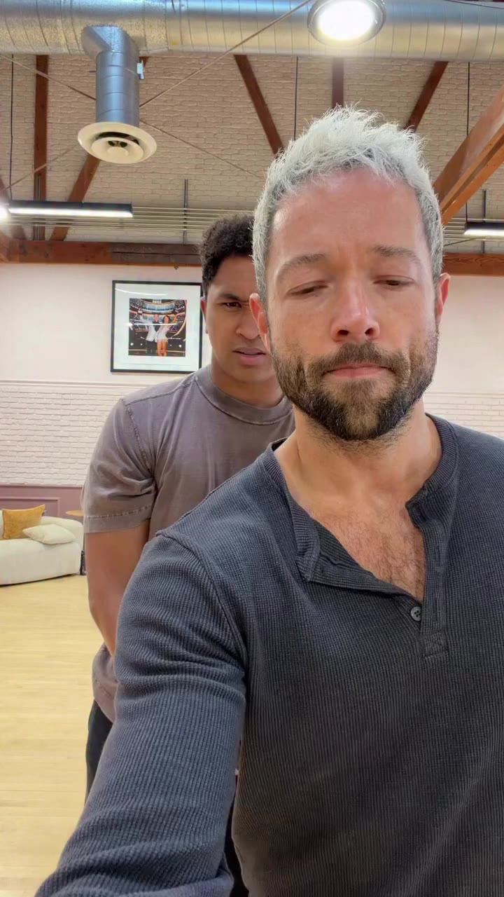 Love you B and you look incredible💪💪💪 #dwts