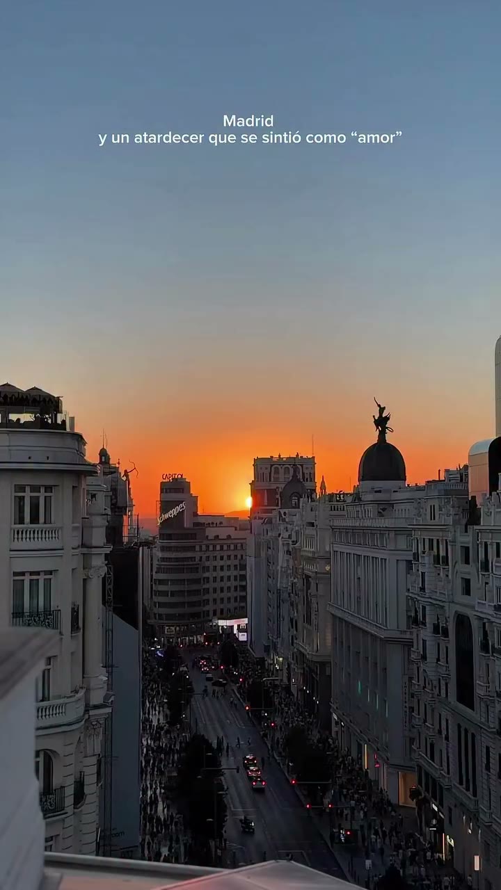 Todavía me sorprende pensar cuánto duró aquel atardecer… Fue un momento tan…