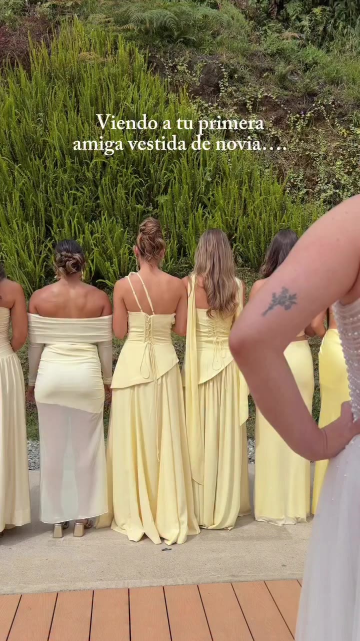 Ver a tu primera amiga casarse es otro nivel 🌼🌻😭