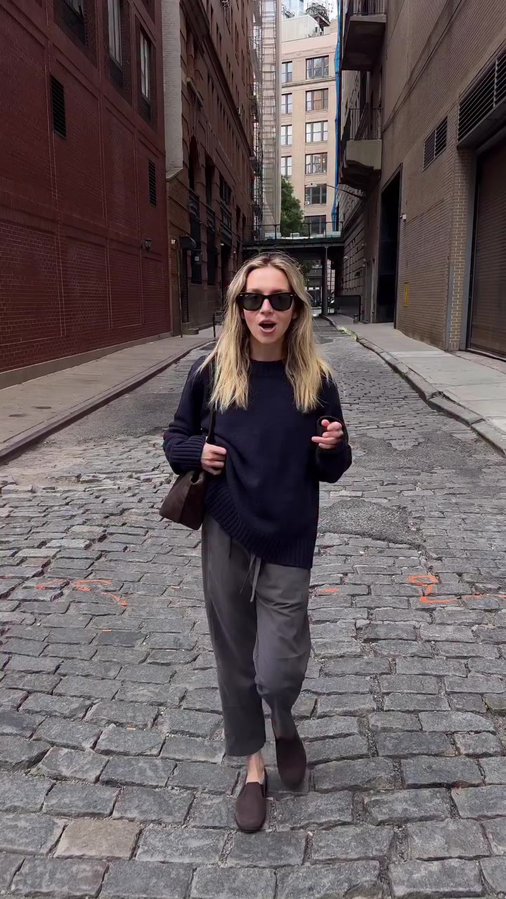 Cozy picking up dinner outfit!