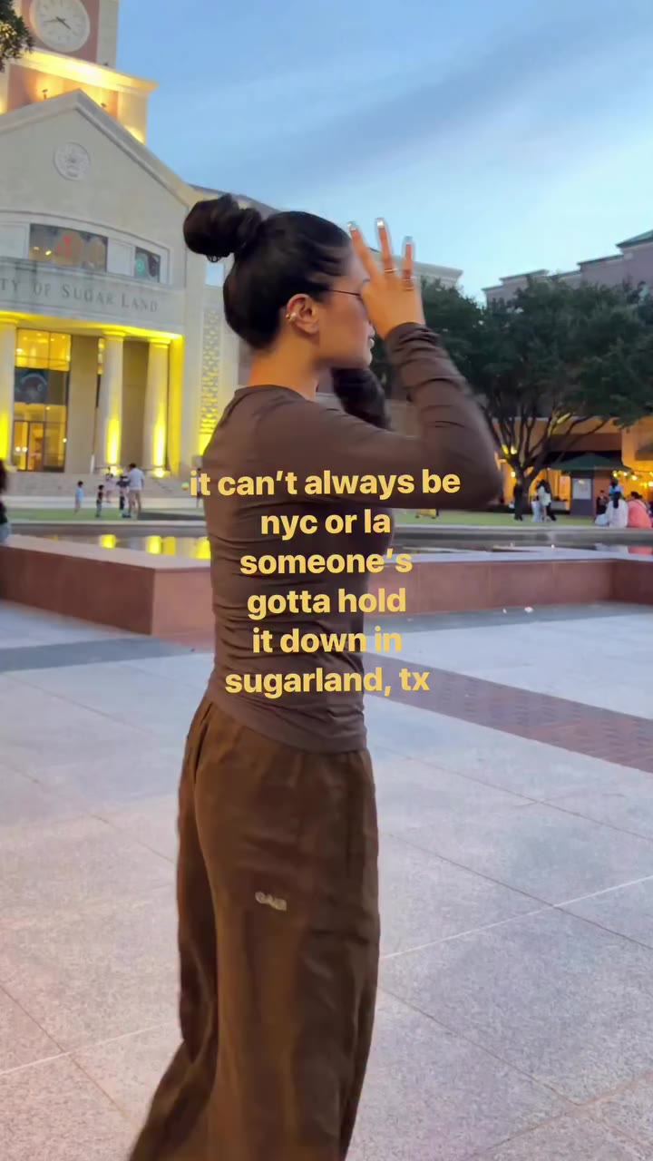 meet me at town center like it’s 2015 😌 #sugarland #sugarlandtexas #desigirl…