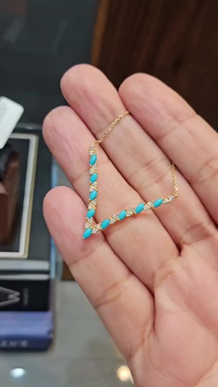 Keeping it simple, keeping it turquoise. 🩵 Authentic 18k Yellow gold V…