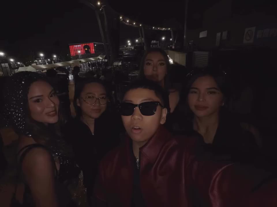Money comes and goes but dis ain’t gon happen twice @theweeknd XO Tokyo 🇯🇵👹…