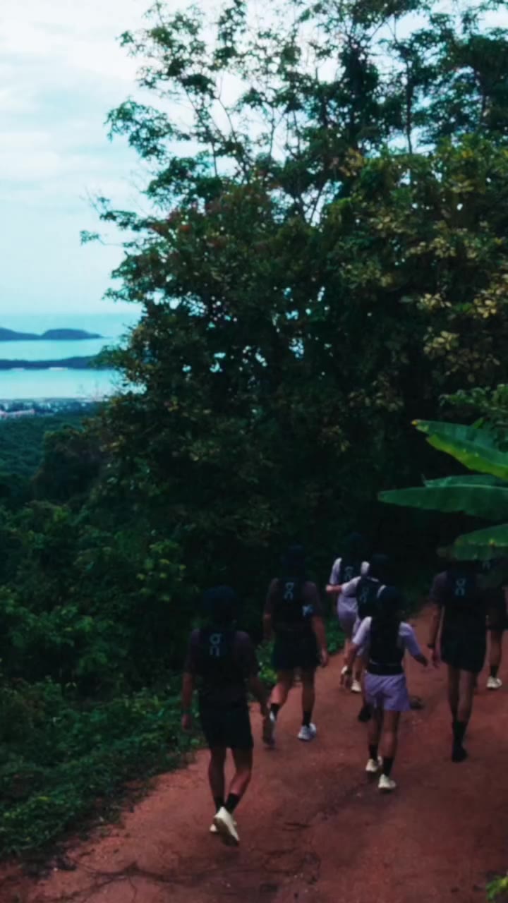 Moving closer to nature in Cloudsoma.🍃 A morning spent exploring the trails…