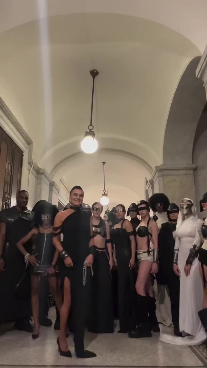 ◼️M.G.◼️NEW YORK◼️ ◼️FASHION SHOW _____OMIX👽 ◻️Designer: MEGI GABUNIA ◼️…