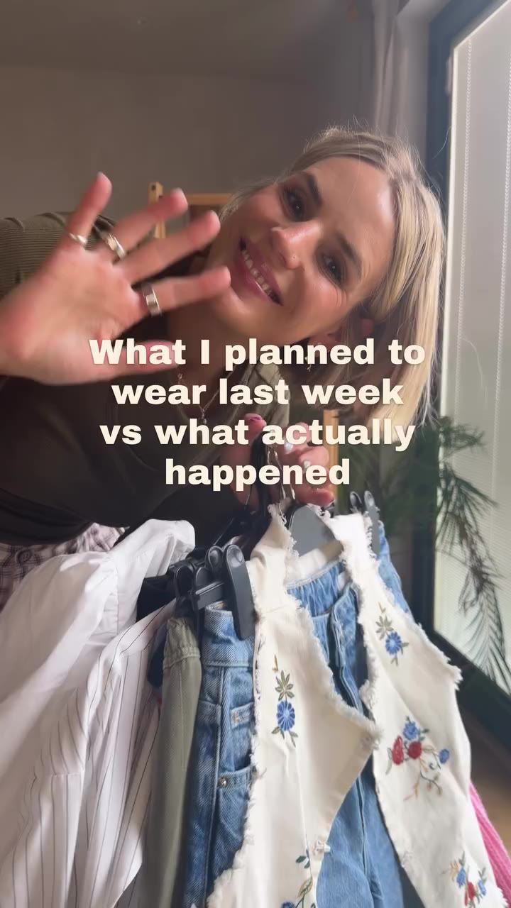 A week of outfits that made me feel good 🤍 Lots of colour, comfy trousers…