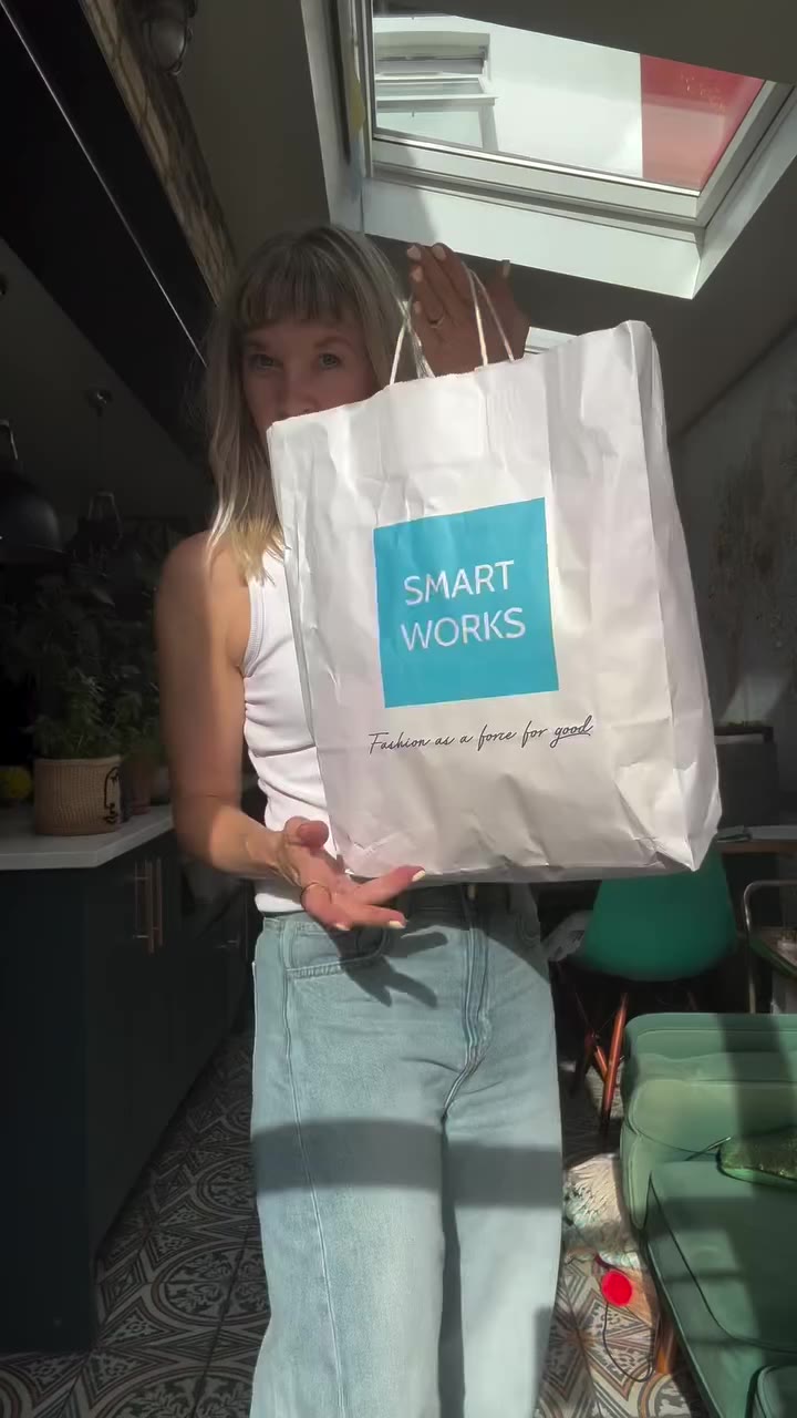 Got to love a charity sale and @smartworkscharity are one of the best! I…