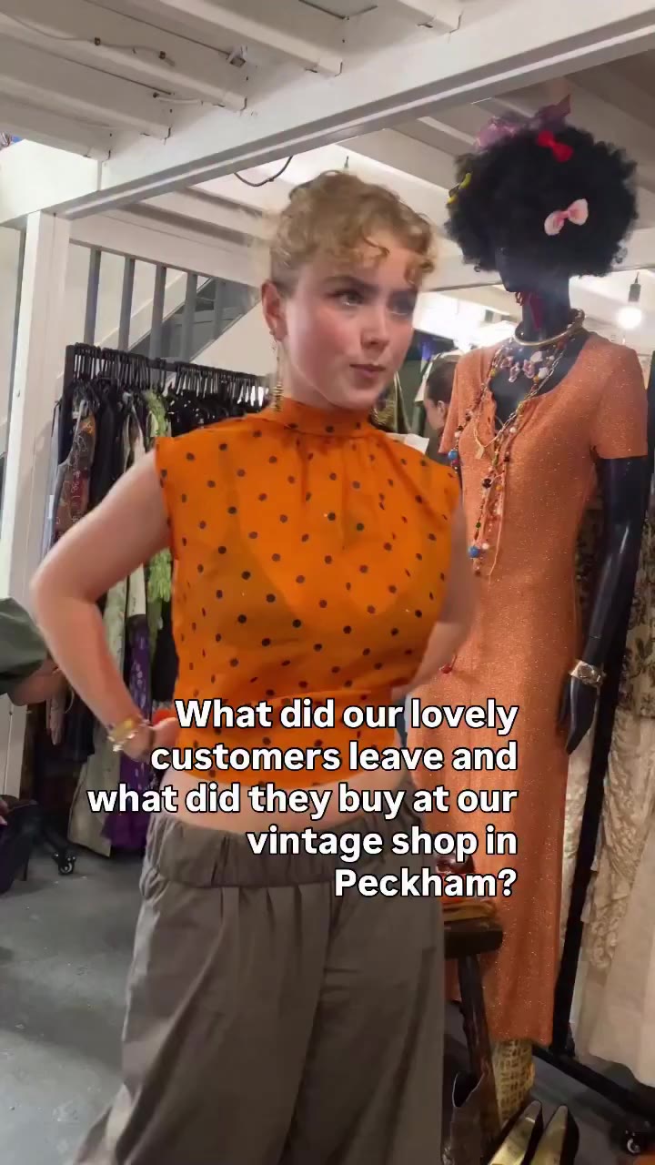 What did our lovely customers leave and what did they buy at our vintage shop…