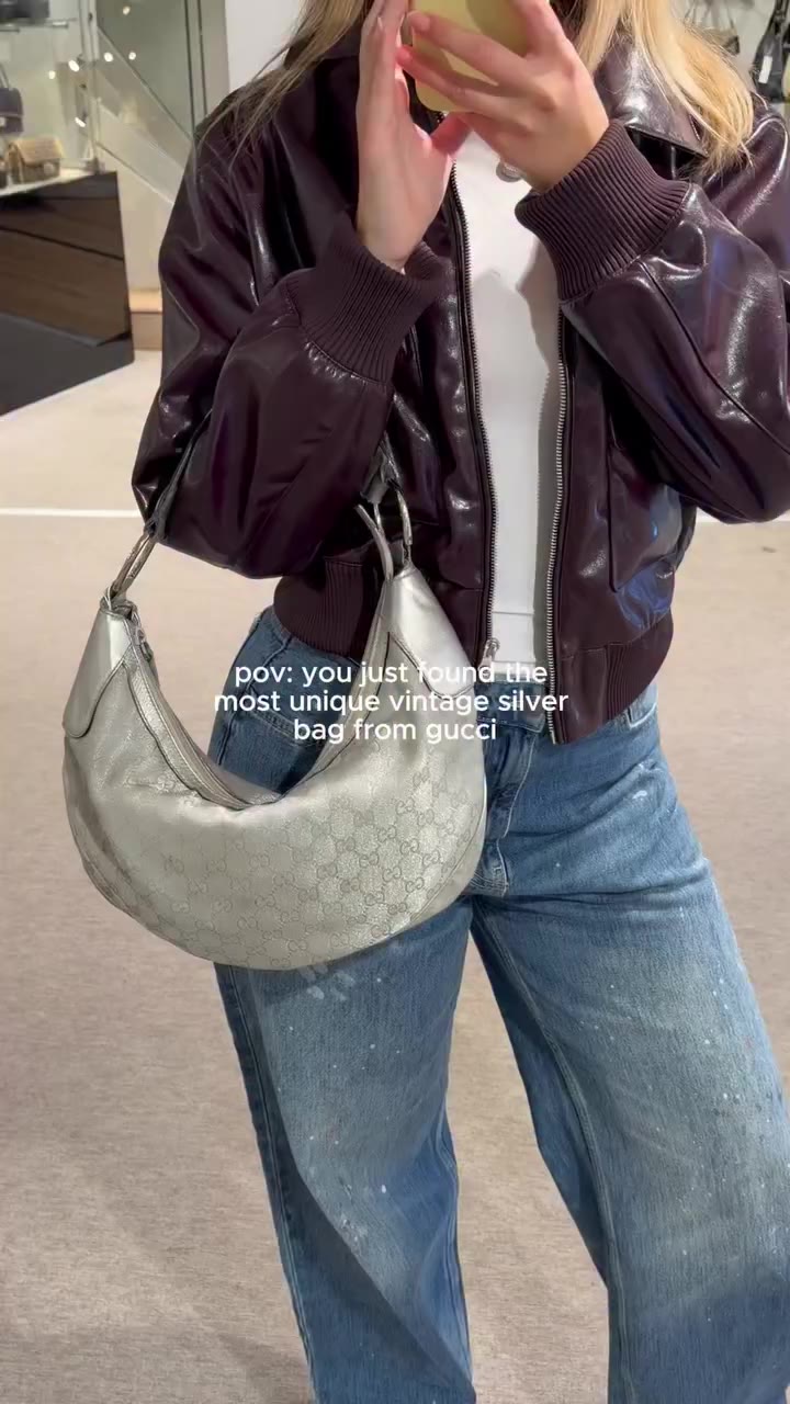 Found the perfect Gucci bag 🩶 #vintagegucci #designerbags #fashiontiktok #ootd
