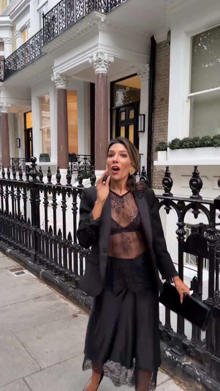 Witching season aka wearing black for everything and anything!! Comment BLACK…