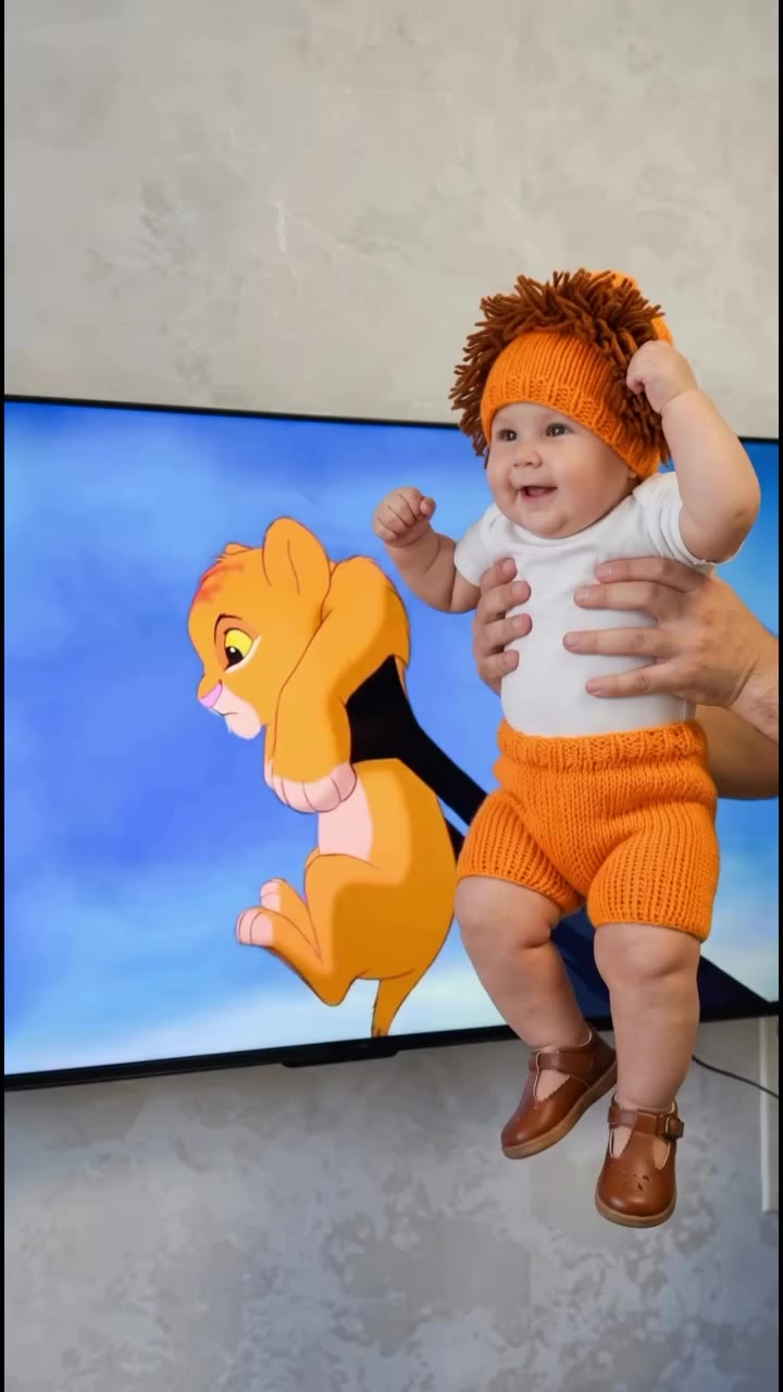 Lion King 🦁 #momlife #toddlershoes #stqkids #funny #lionking
