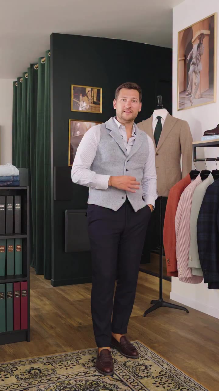 La veste qui fait la transition entre l’été et l’automne. En tweed beige signé…