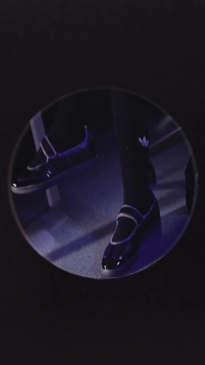 From desk to after-dark. 🖤 The Singapore-exclusive adidas Originals Samba…