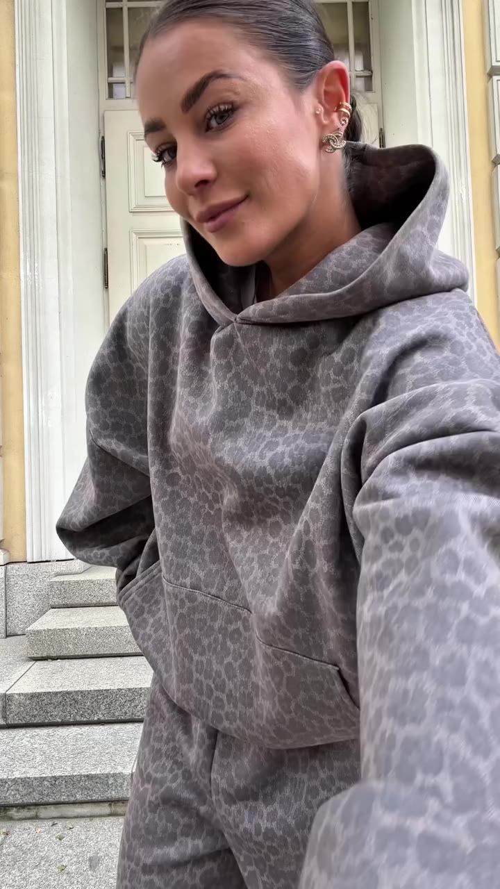 POV: miałaś nie kupować kolejnych dresów, ale WASSYL wypuścił nowe kolory🤝🫦…