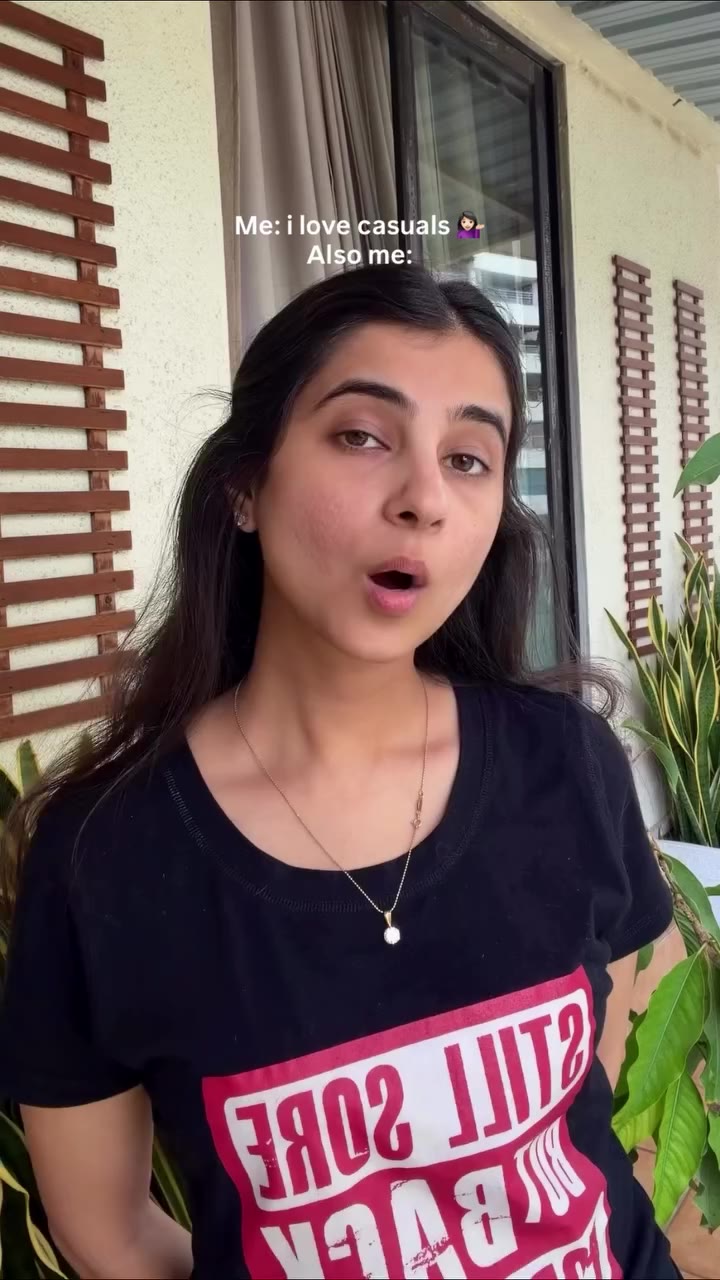 From bro to bahu material in 0.5 sec 😭 t-shirt was just the trailer, green…