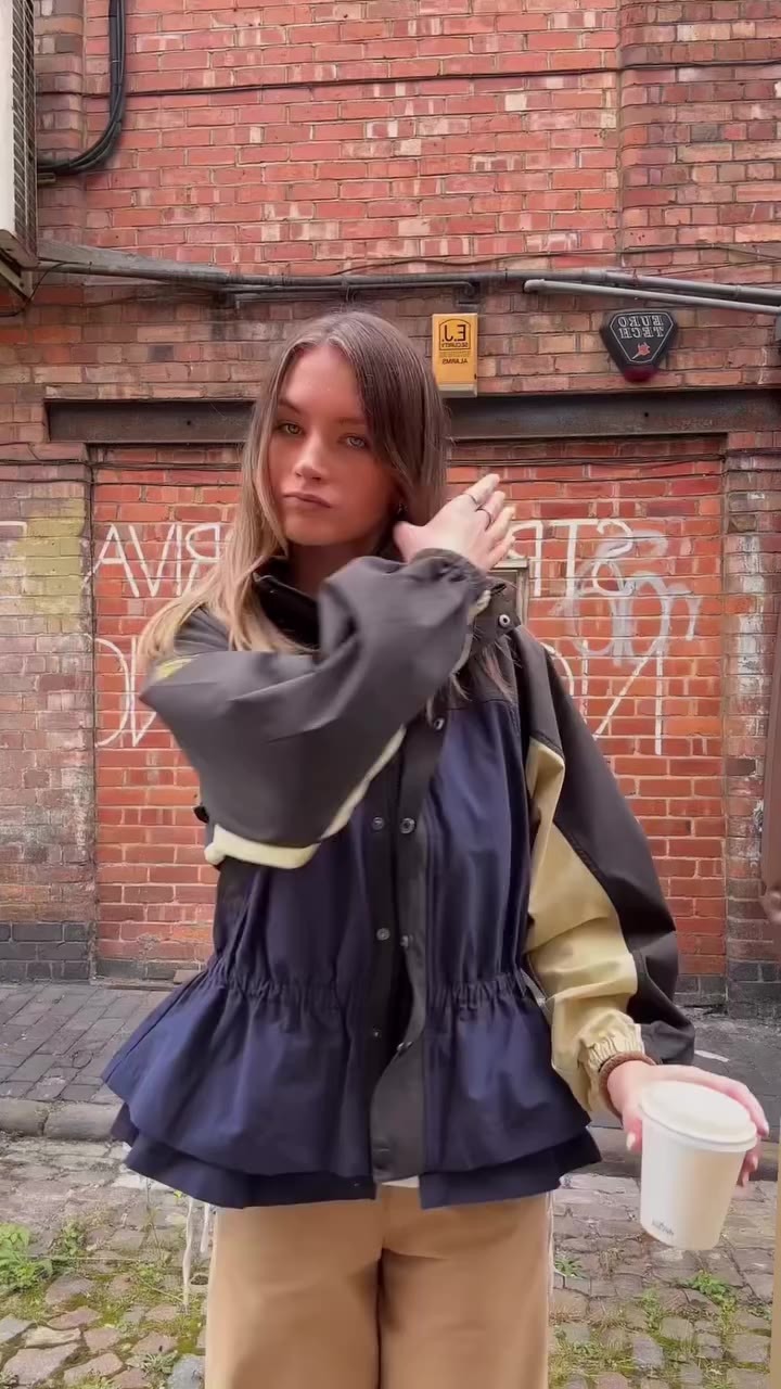 The @damsonmadder Athena Raincoat + Leighton Blouse ☔️