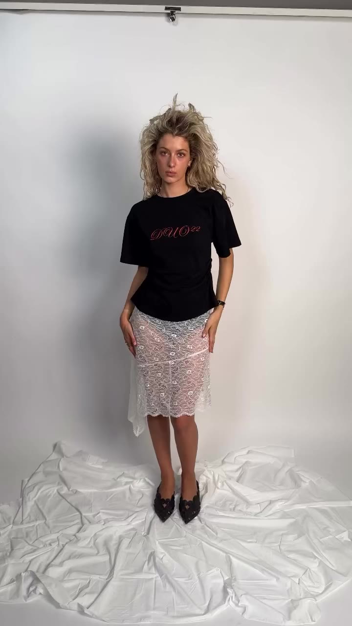 SCARLETT T-SHIRT <3 coming soon