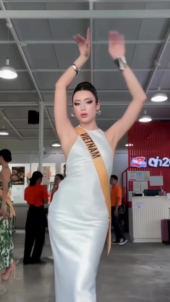 MISS GRAND VIETNAM 2026 EMOURA PHẠM IN DO LONG Miss Emoura Phạm @emouraaaa…