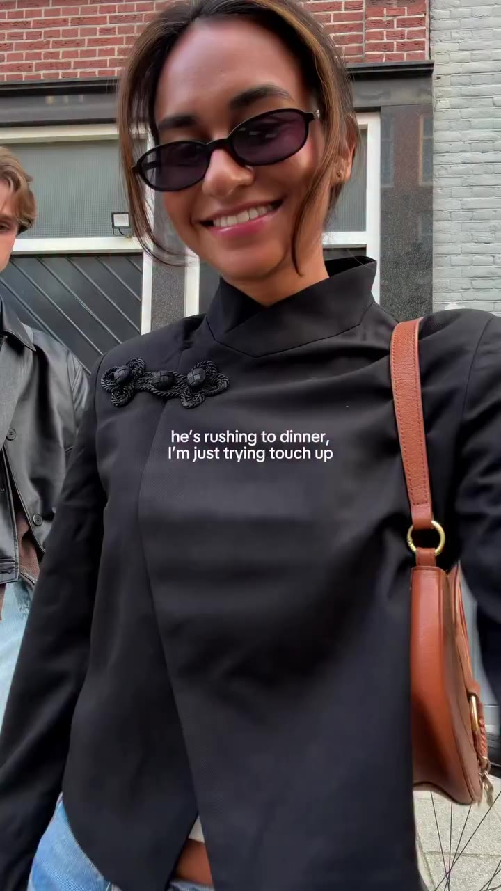 advertentie | passenger princess priorities. the new @yslbeauty Skin Affair…