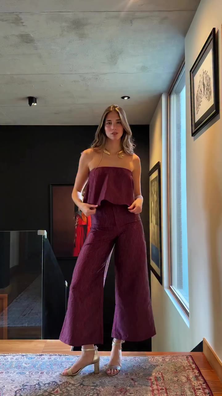 Party season looks with @renattandgo_cl 🤍