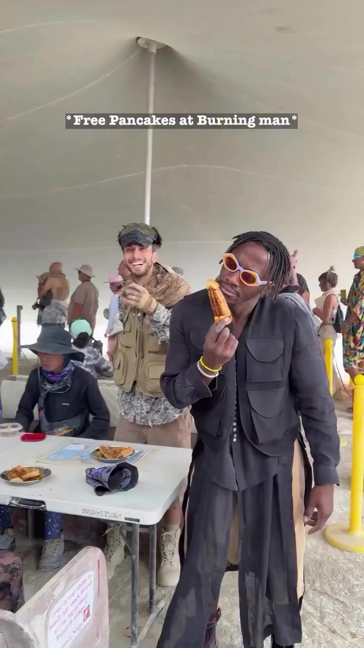 Breakfast at #burningman @amemedj #burningmanfashion #blackrockcity…