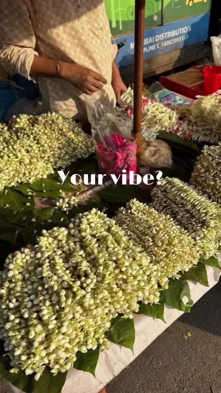 A desi meet up ending with a Bollywood Classic movie night? Count us in! 💃