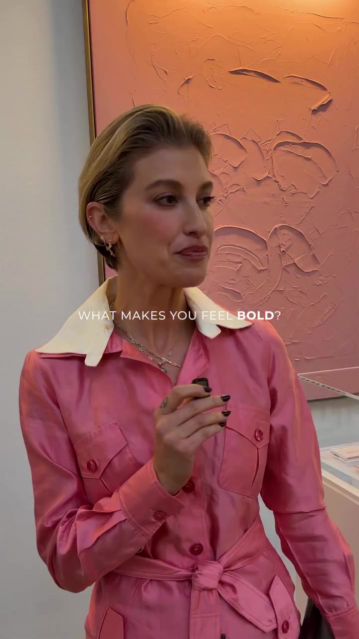 Bold is a feeling, and it comes in six shades. Find the new Caviar Stick Eye…